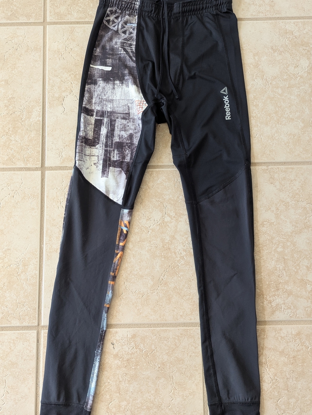 Reebok+Spartan Black Graphic Panel Men's Jogger Tights